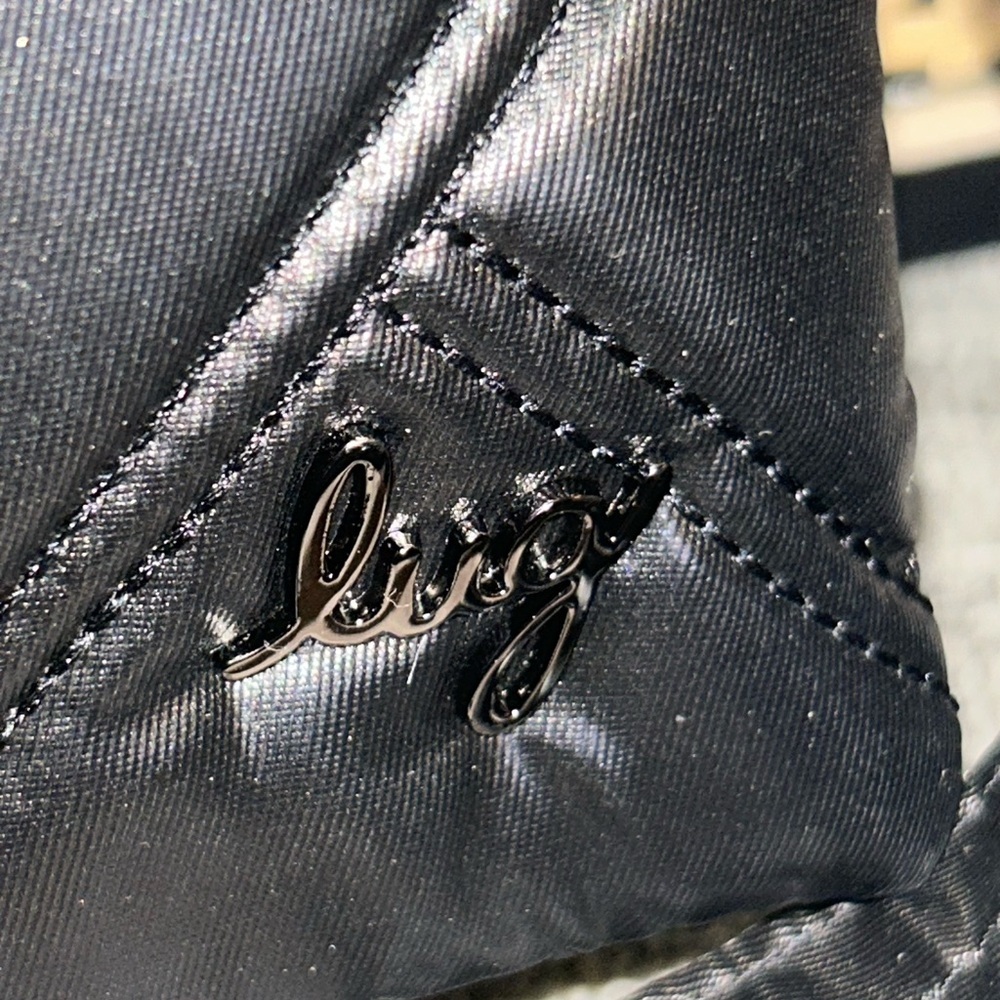 NWOT lug huddle quilted crossbody bag - Picture 13 of 13